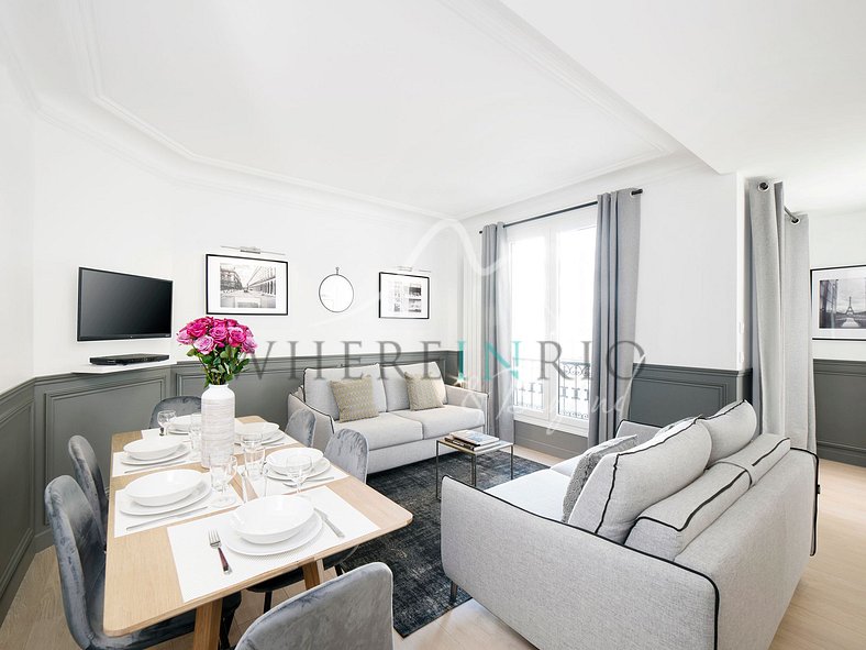 2 bedroom apartment for seasonal rental in Paris