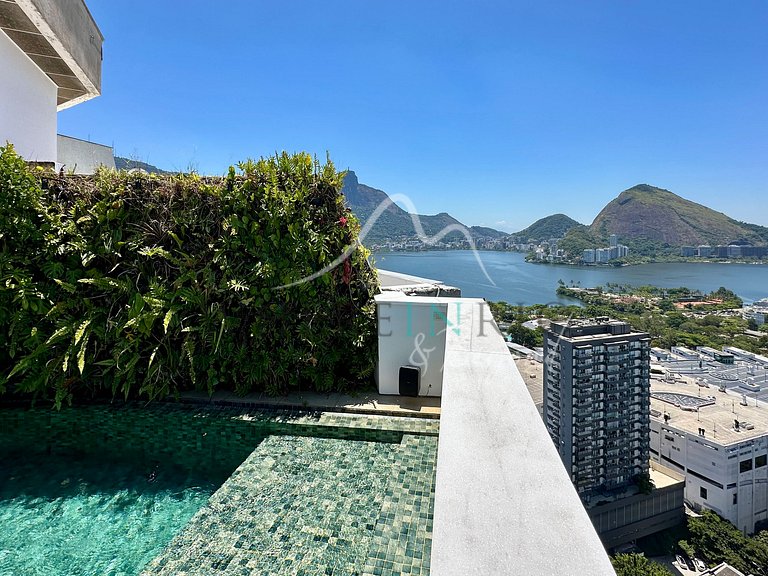 3 bedroom penthouse with the best view in Rio de Janeiro for