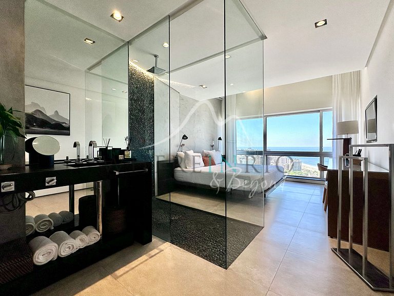 3 bedroom penthouse with the best view in Rio de Janeiro for