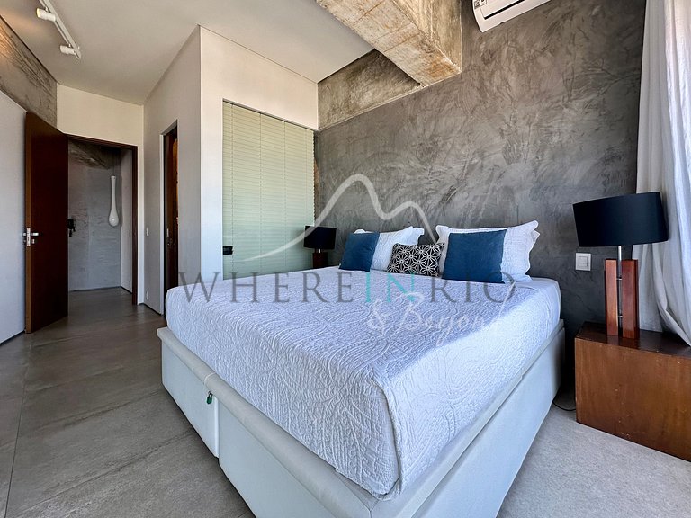 3 bedroom penthouse with the best view in Rio de Janeiro for