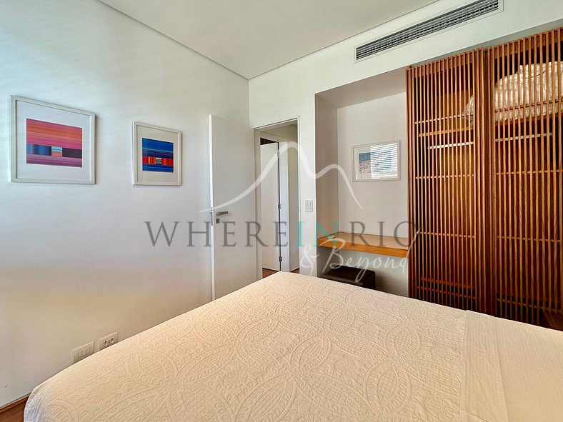 4-Bedroom Duplex Penthouse in Ipanema