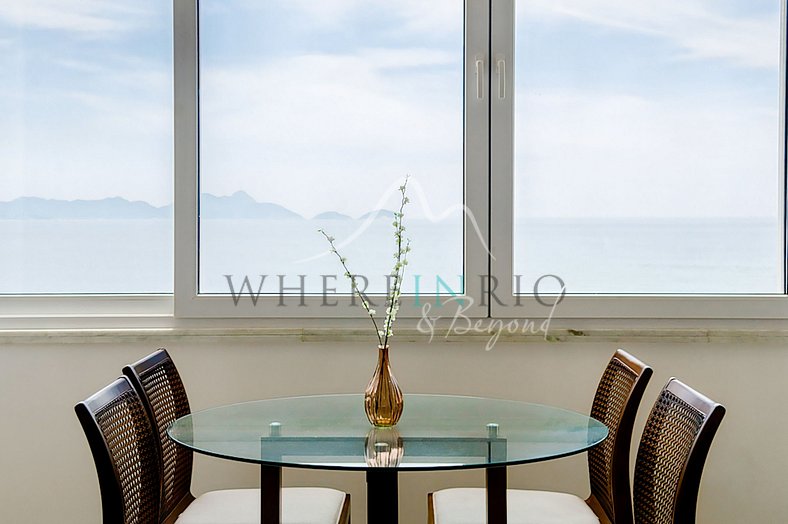 Apartment with panoramic view for rent in Copacabana