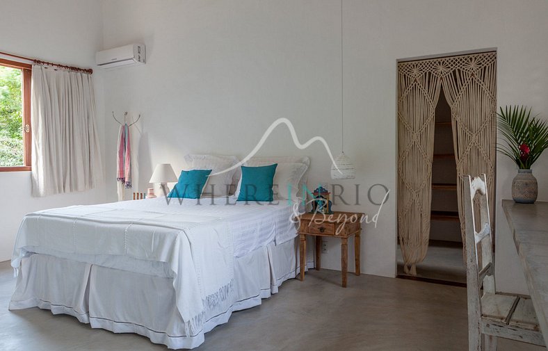 Beautiful and comfortable house near the Quadrado and the be