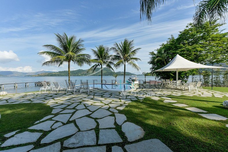 Belle maison avec plage privée à Angra dos Reis