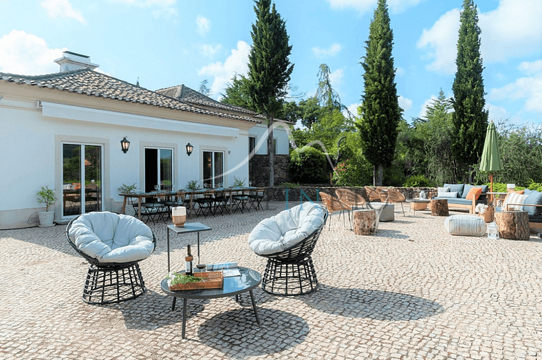 Belle propriété avec quatre maisons à Arrábida