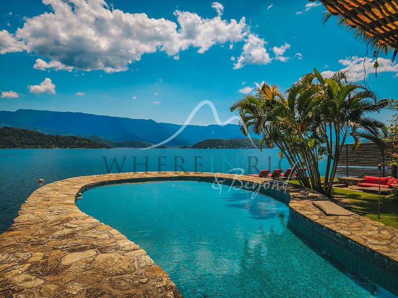 Casa con piscina en una isla paradisíaca en Angra dos Reis p