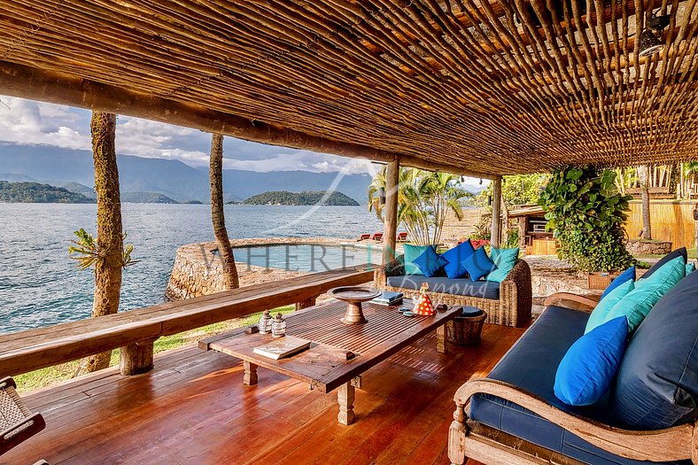 Casa con piscina en una isla paradisíaca en Angra dos Reis p