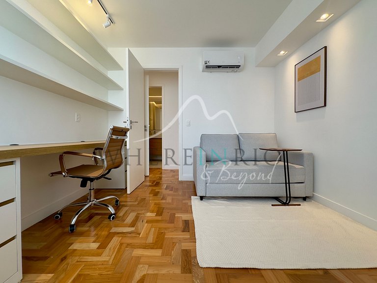 Charming Apartment for Seasonal Rental in Leblon