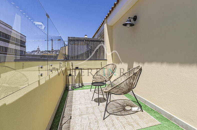 Duplex Apartment with view of the Tagus River