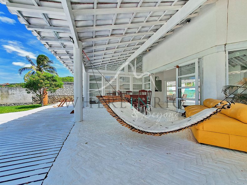 Grande maison avec piscine sur la plage de Ferradura.