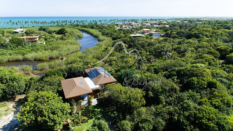 Hermosa casa en Praia do Forte con 5 suites para alquiler de