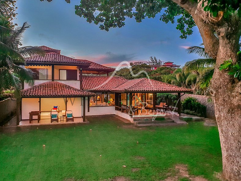 Hermosa Casa Frente a la Playa de Ferradura