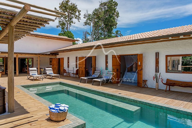 House with pool for vacations in Trancoso