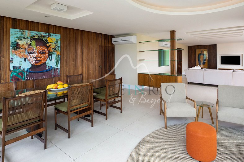 Lindo apartamento apenas una cuadra de la playa de Ipanema