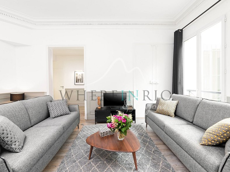 Luxueux appartement parisien avec 4 chambres