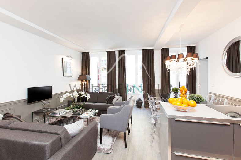 Luxury 3-bedroom apartment in Paris