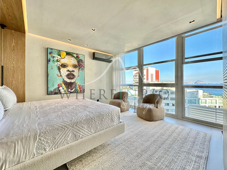 Luxury apartment with ocean view in Ipanema