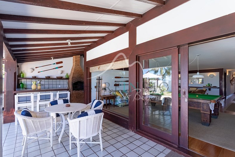 Luxury house in front of the sea in Búzios