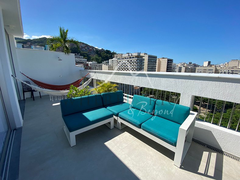 Luxury penthouse with 3 suites and pool in Ipanema