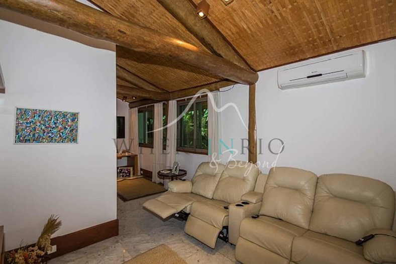 Luxury vacation home in Ilha Grande