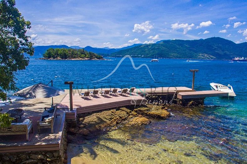 Luxury vacation home in Ilha Grande