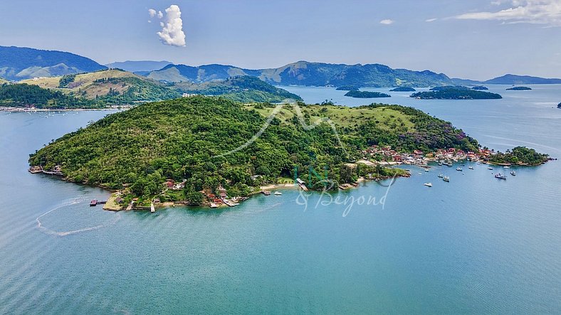 Luxury villa in Angra dos Reis for seasonal rental