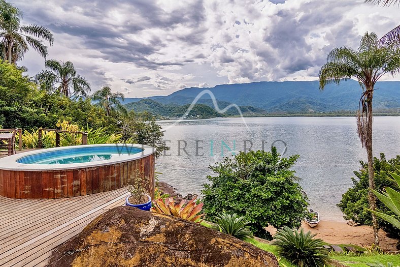 Luxury villa in Angra dos Reis for seasonal rental