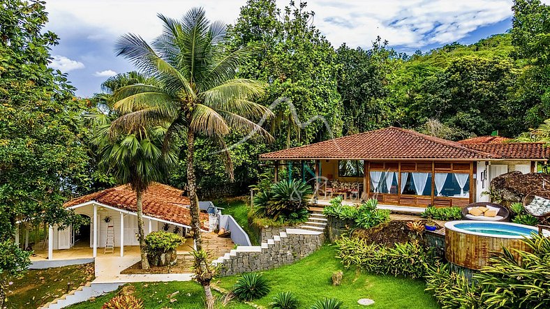 Luxury villa in Angra dos Reis for seasonal rental