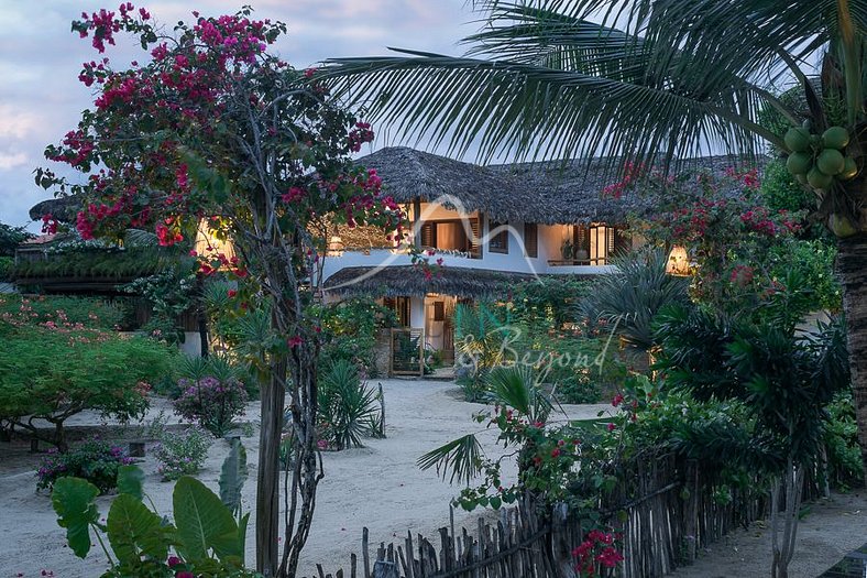 Luxury villa in front of the dunes in Jericoacoara