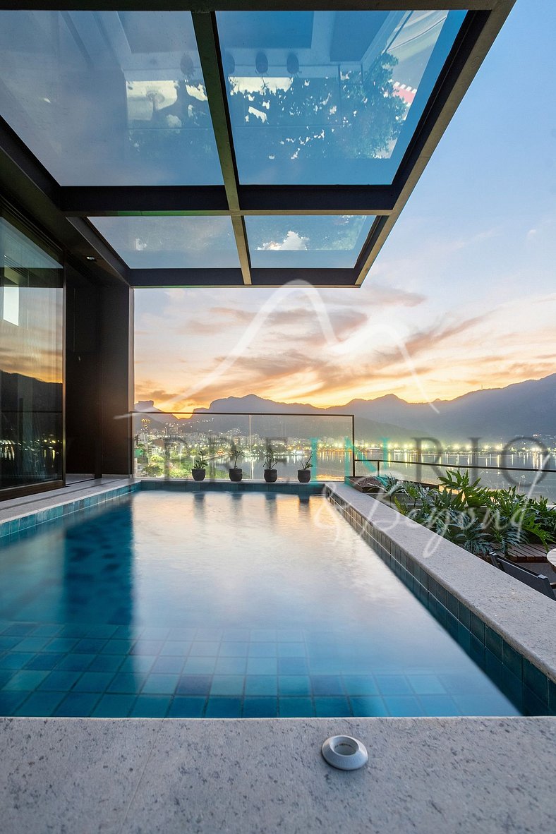 Magnifique penthouse avec piscine et vue splendide