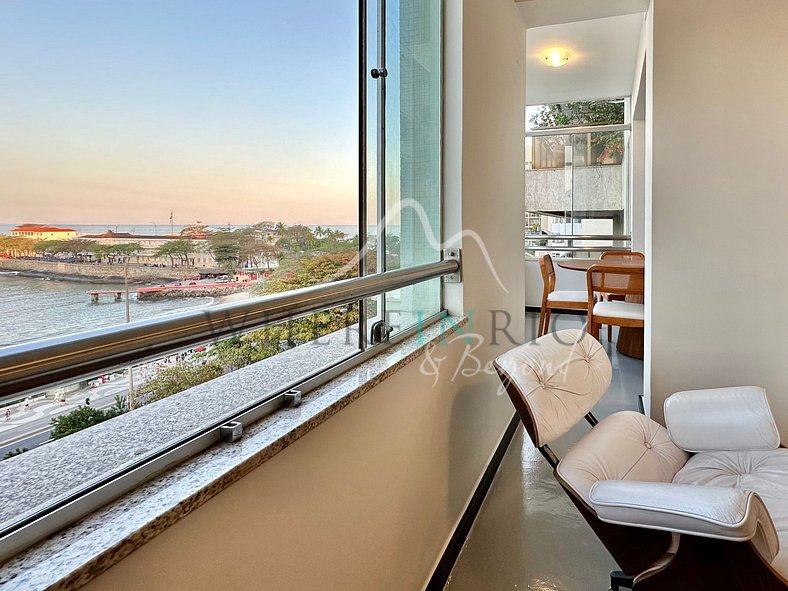 Ocean view Apartment at Posto 6 in Copacabana