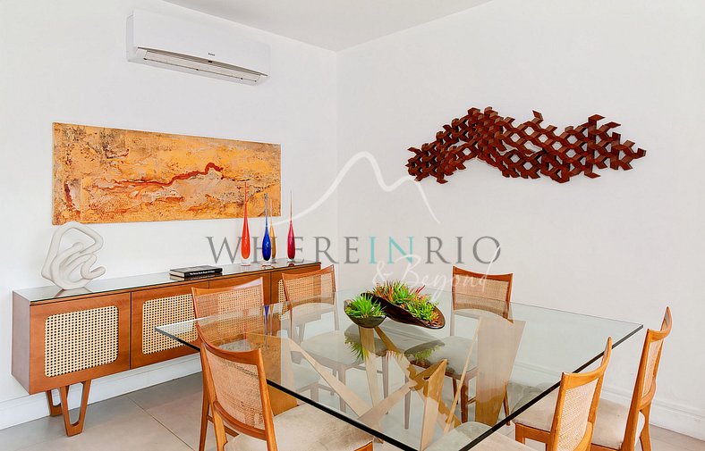 Penthouse triplex with view over Lagoa in Ipanema