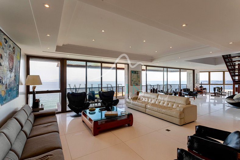 Splendide penthouse de 5 suites avec vue digne d'une carte p