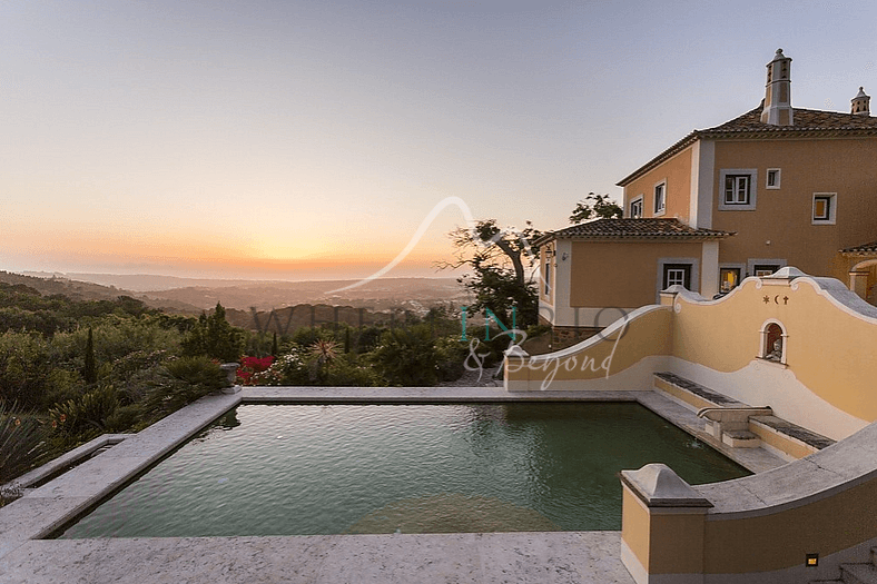 Villa avec des vues à couper le souffle à Sintra.