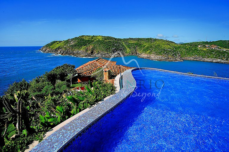 Villa avec vue sur la mer et piscine à débordement à Búzios