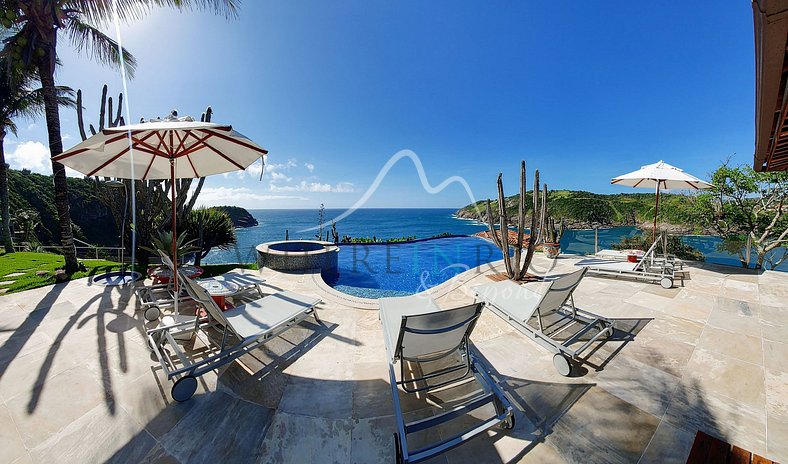 Villa con vista al mar y piscina infinita en Búzios para la