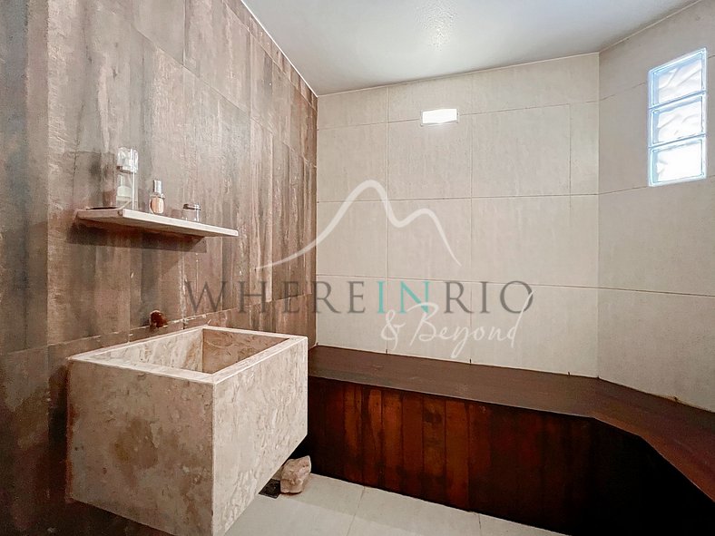 Villa de 4 dormitorios con piscina y sauna en Alto Paraíso,