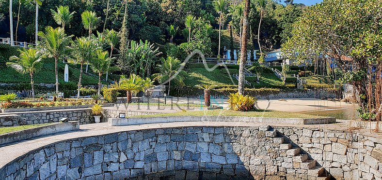 Villa d'exception avec piscine et plage privée à Angra dos R