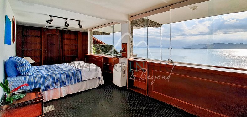 Villa excepcional con piscina y playa privada en Angra dos R