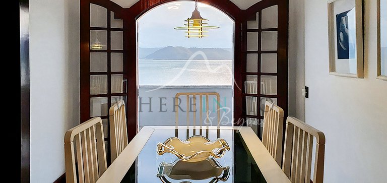 Villa excepcional con piscina y playa privada en Angra dos R