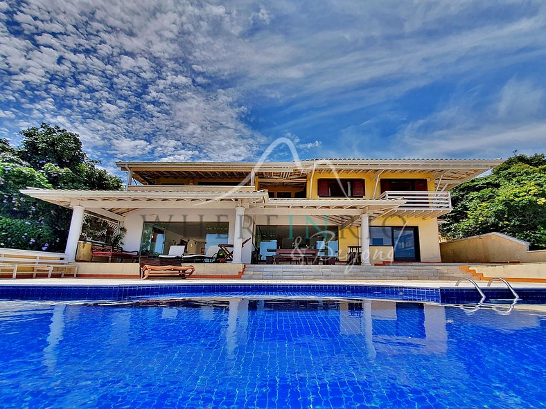 Villa for rent with pool and amazing view in Buzios