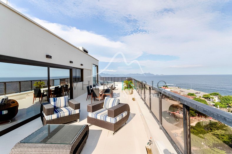 Wonderful penthouse with 5 suites and stunning view in Copac